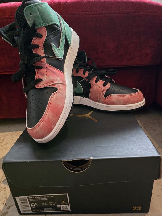 Nike Air Jordan 1 Mid