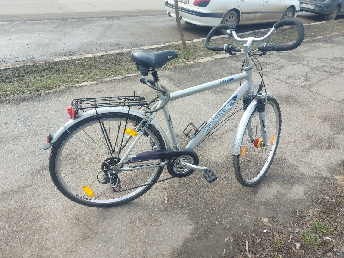 Bicicleta  aduti 28" aluminiu.