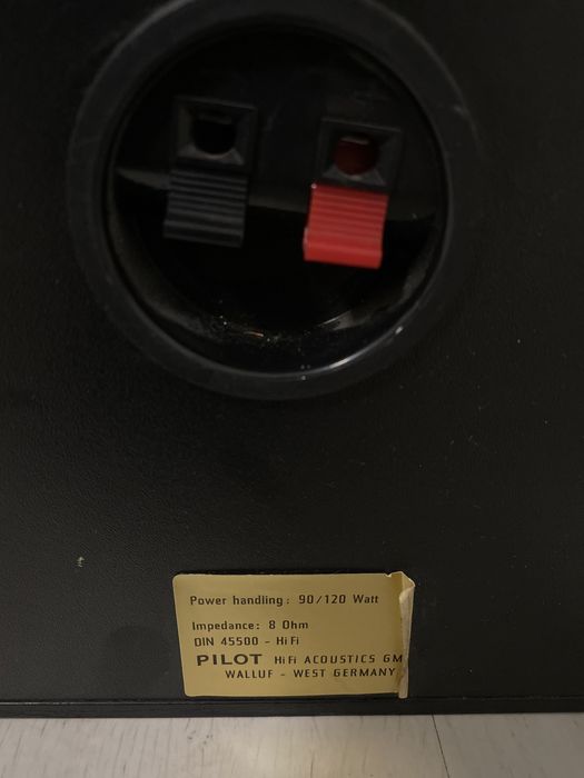 Statie si boxe Hi-fi