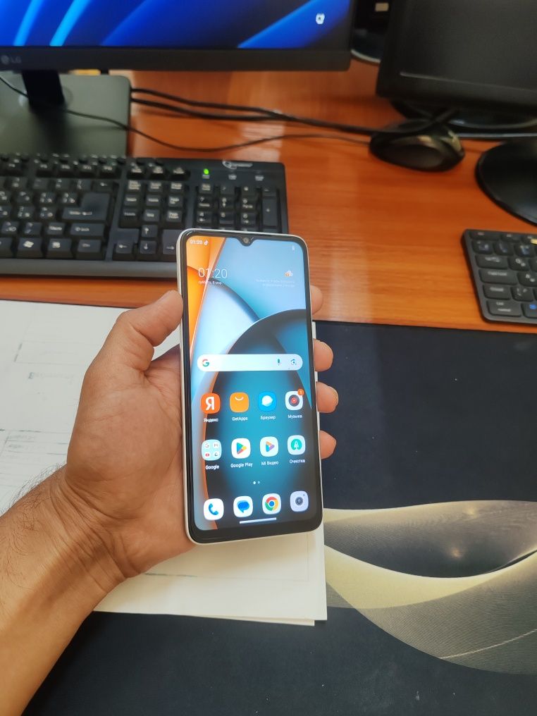 Redmi A3 128gb(2024)ideal ochilmagan usta kurmagan aybi yuq