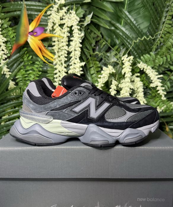 New Balance 9060 Black Grey