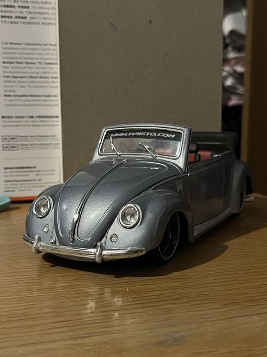 Volkswagen Cox Cabriolet Tuning 1951 1-18 Macheta