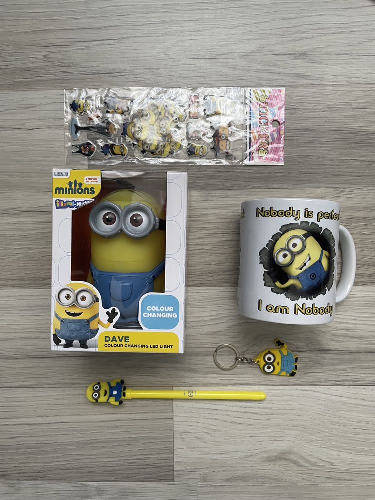 Калъфка, Лампа, Чаша, Ключодържател, Стикери, Химикал Minions/ Миньони