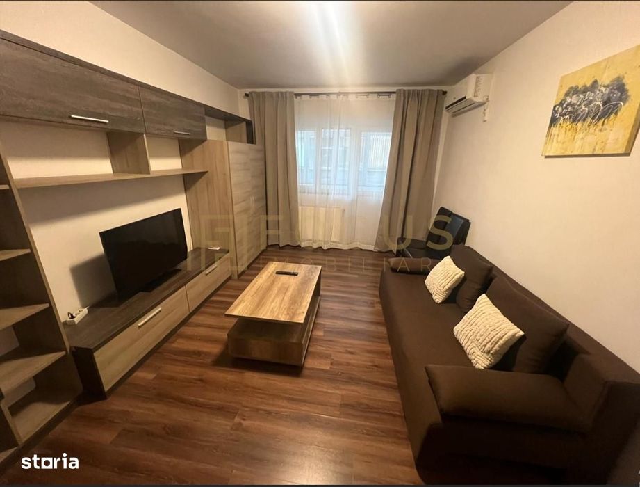 Ap 2 cam, etaj intemediar, renovat, ultracentral Palas