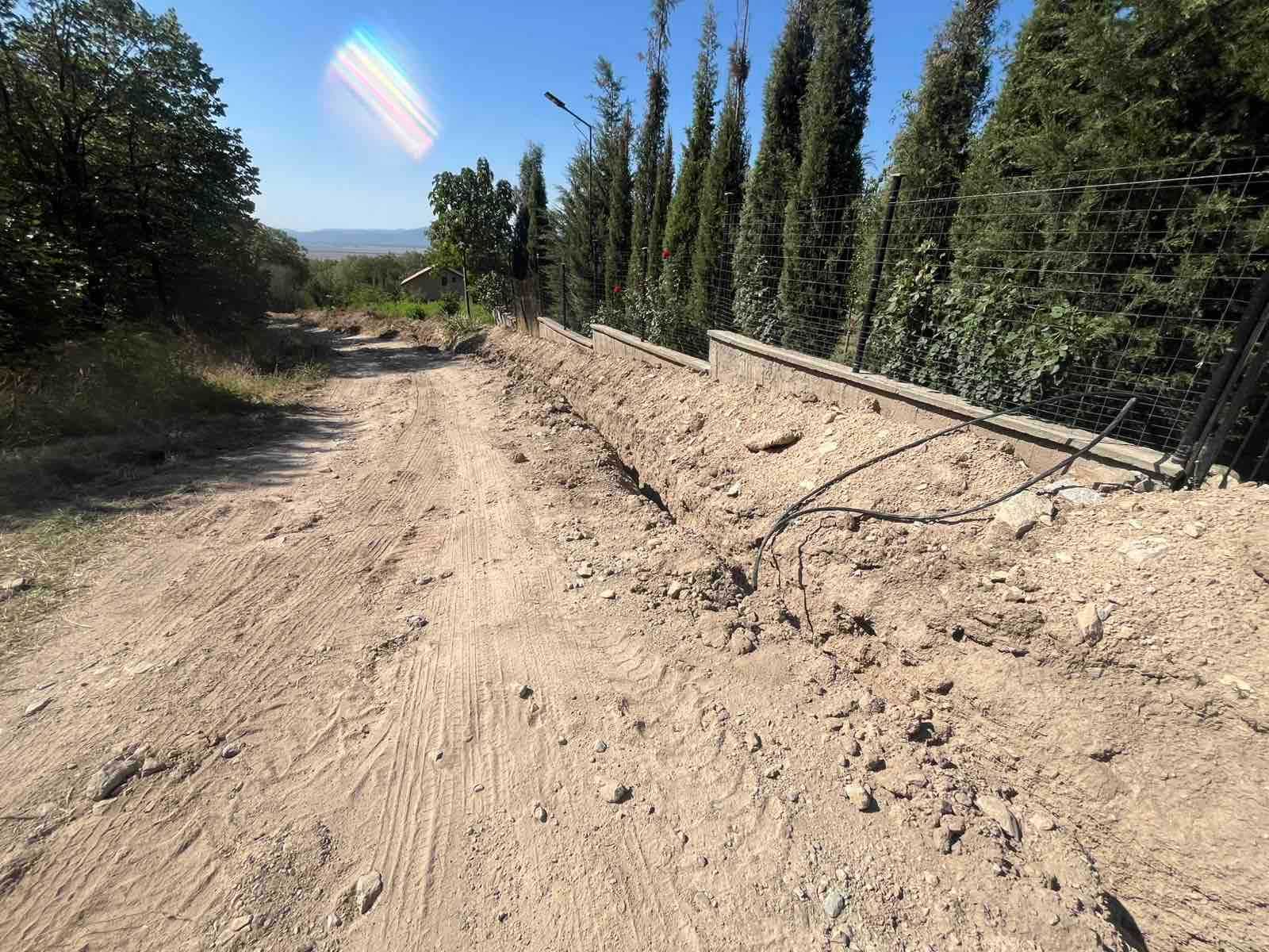 Изкопни услуги , вик и ел канали събаряне на къщи