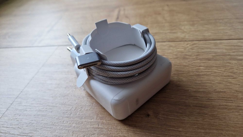 Incarcator Apple USB-C Adaptor 96W - MagSafe