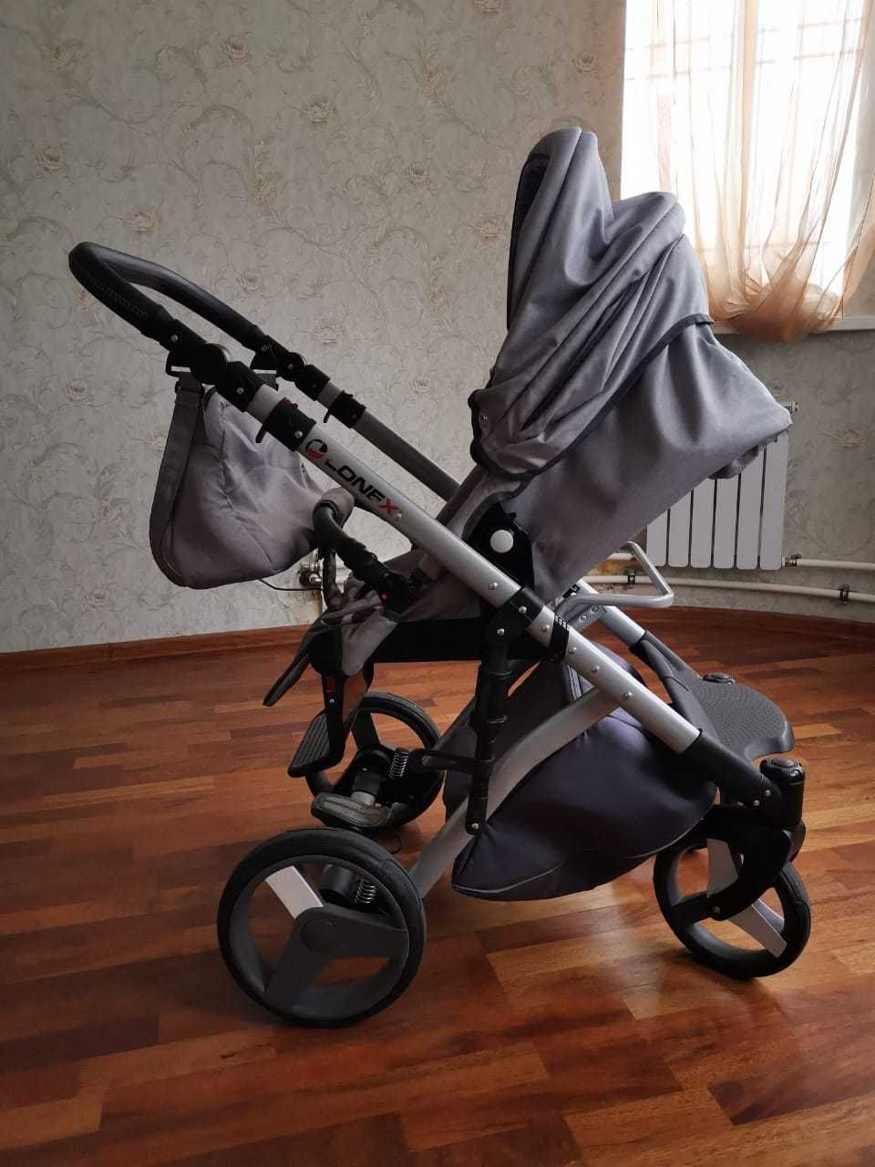 Продам детскую коляску 2 в 1