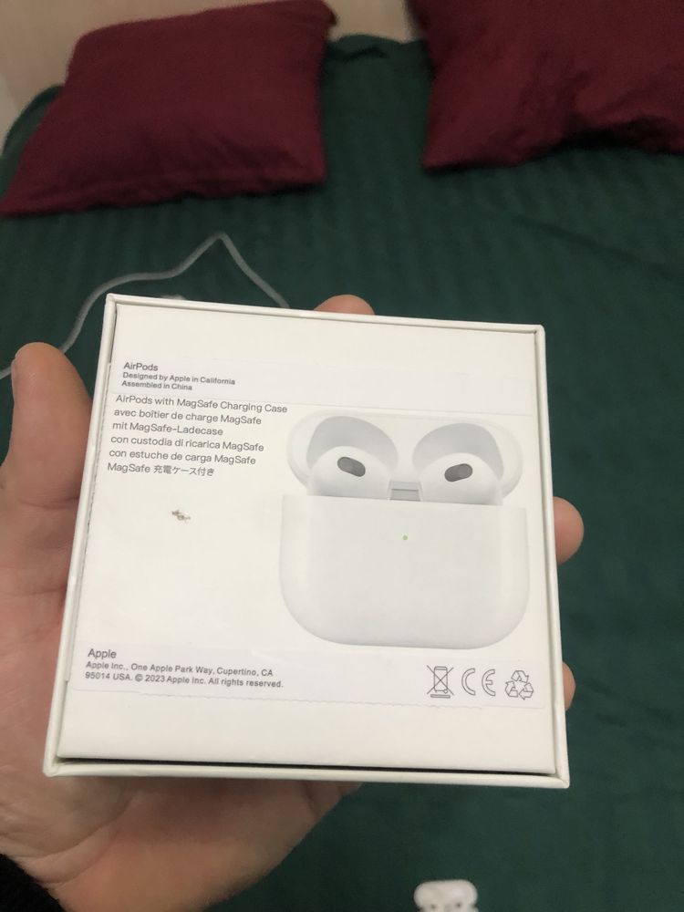 Продается наушники Air pods 3