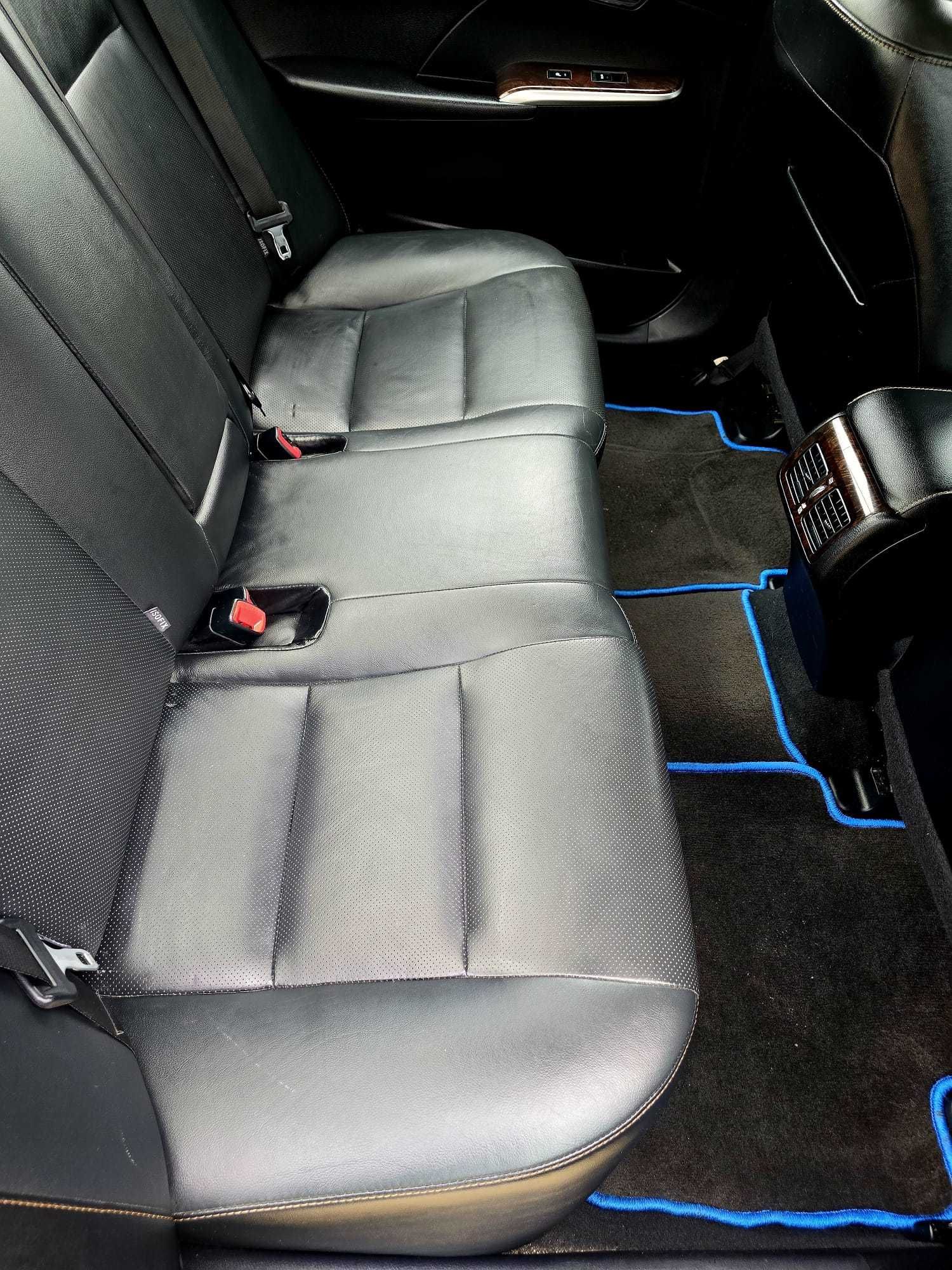 Toyota Camry 2.5 Бензин 110 000км