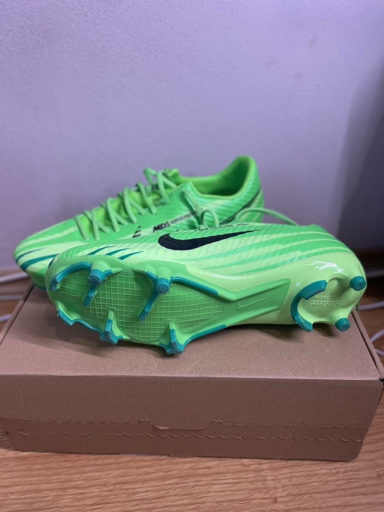 Nike Air Zoom Mercurial Vapor 15 Academy MG Dream Speed 8