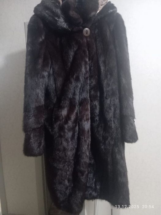норковая шуба в отличном состоянии