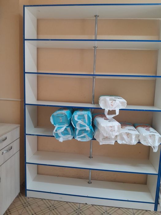 Стеллажи полки для магазинов