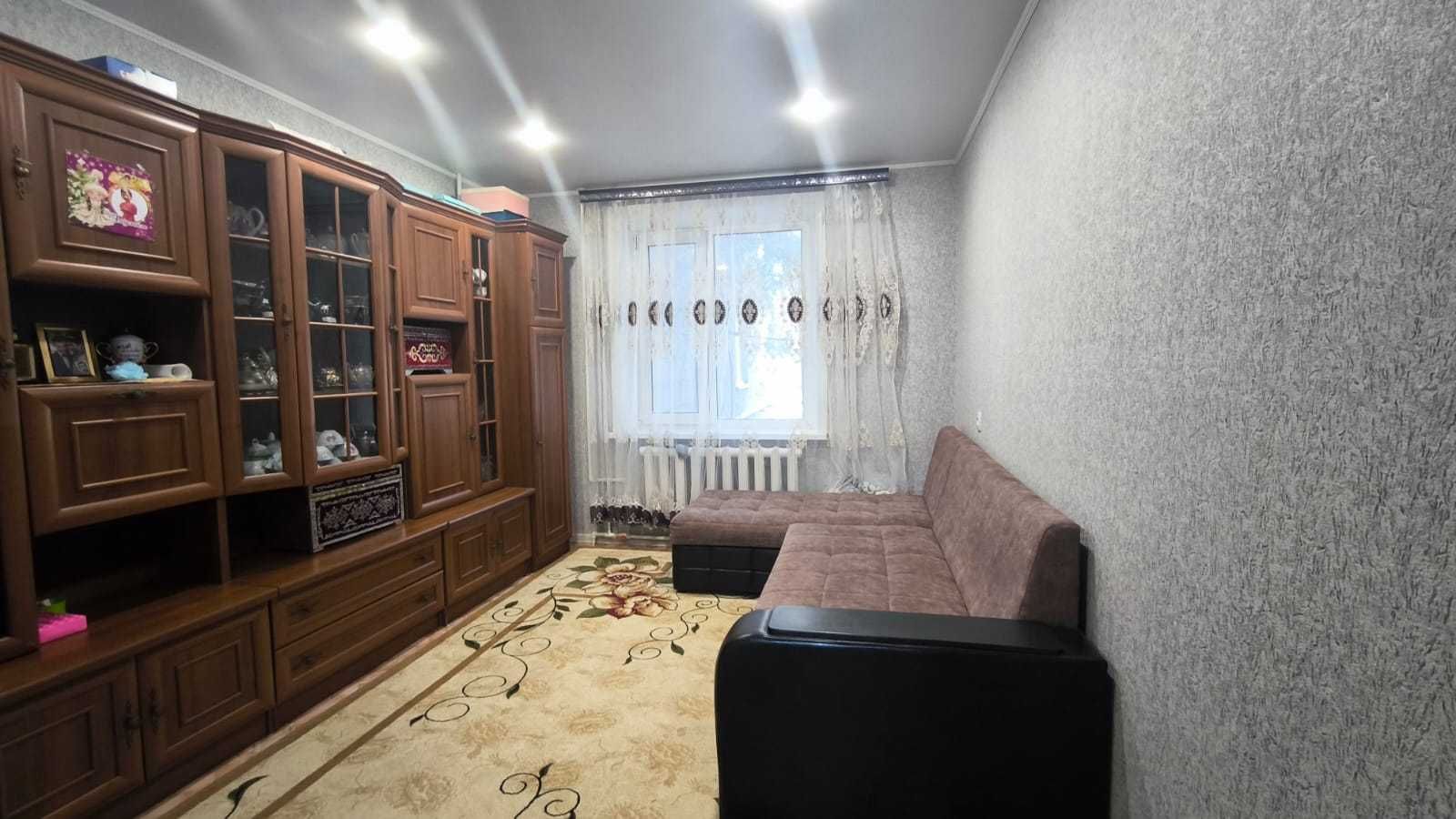 Продаю 3 комнатную квартиру по пр. Металлургов ( 5 мкр)