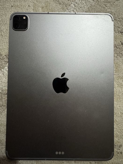 Ipad 11 pro m 2 .