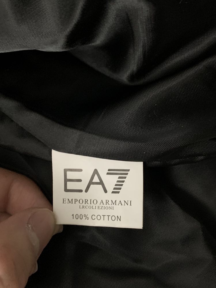 Emporio Armani куртка