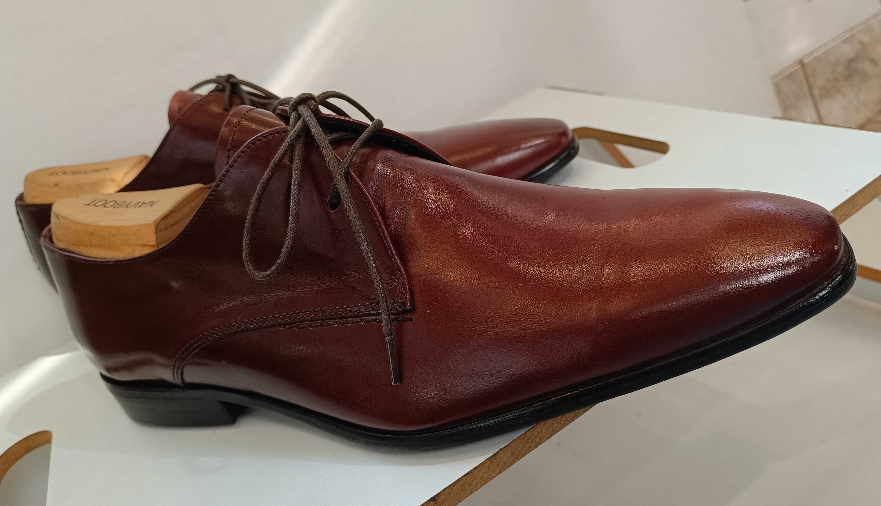 Pantofi derby 44 de lux GREVE NOI lucrati manual piele naturala moale