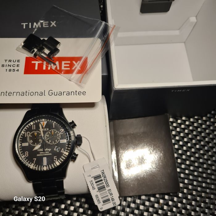 Часовник тимекс нов