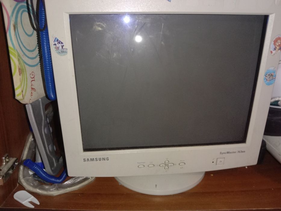 Старый элт монитор Samsung