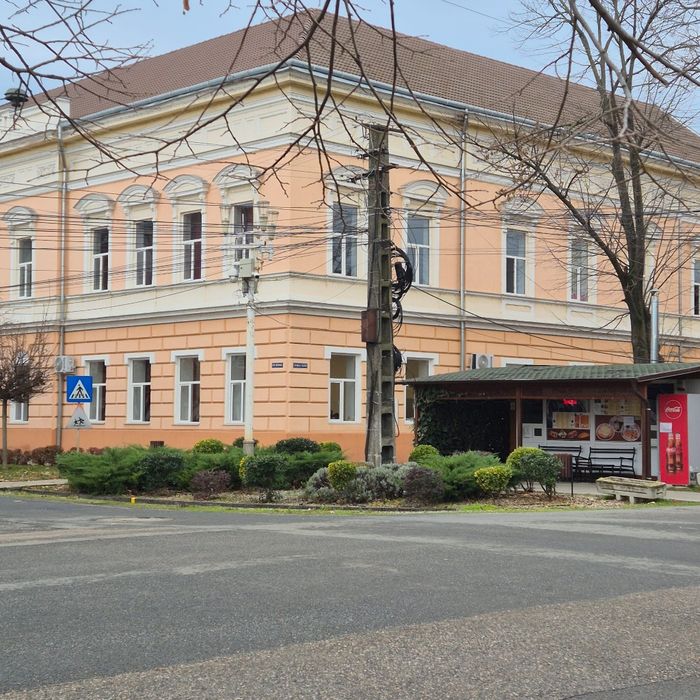 Vand Fast Food si Langoserie