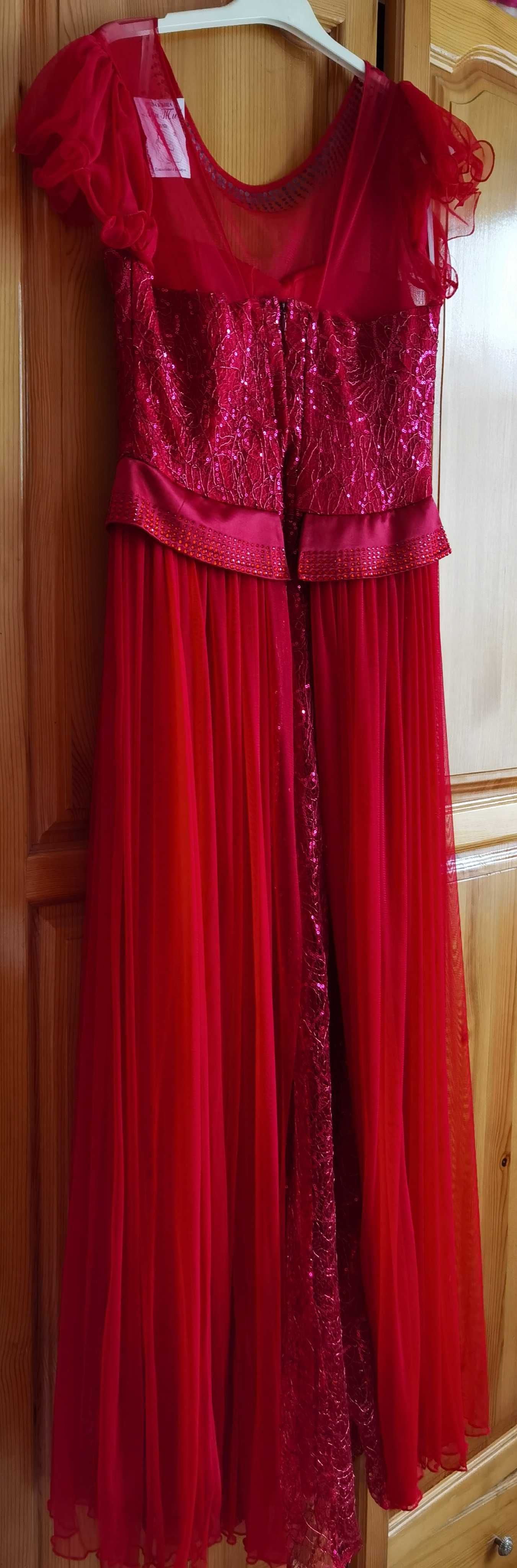 Нова!!! Дълга официална червена рокля с тюл и пайети