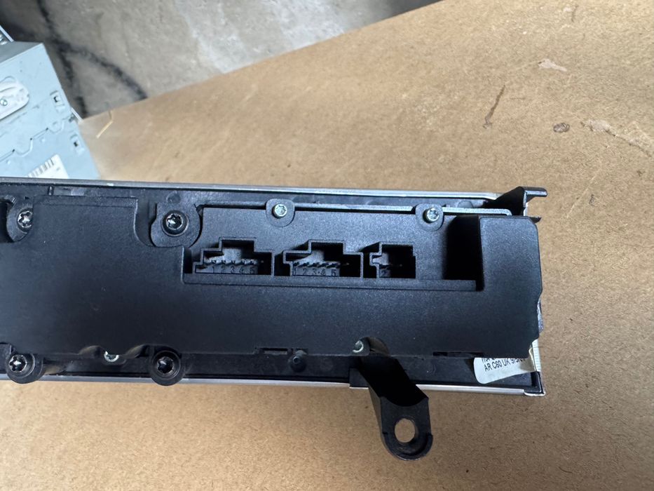 Навигация за Мерцедес W203