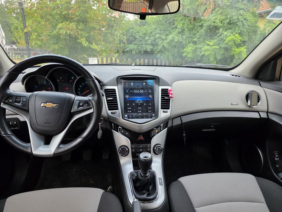 Chevrolet Cruze 1.8 LSplus