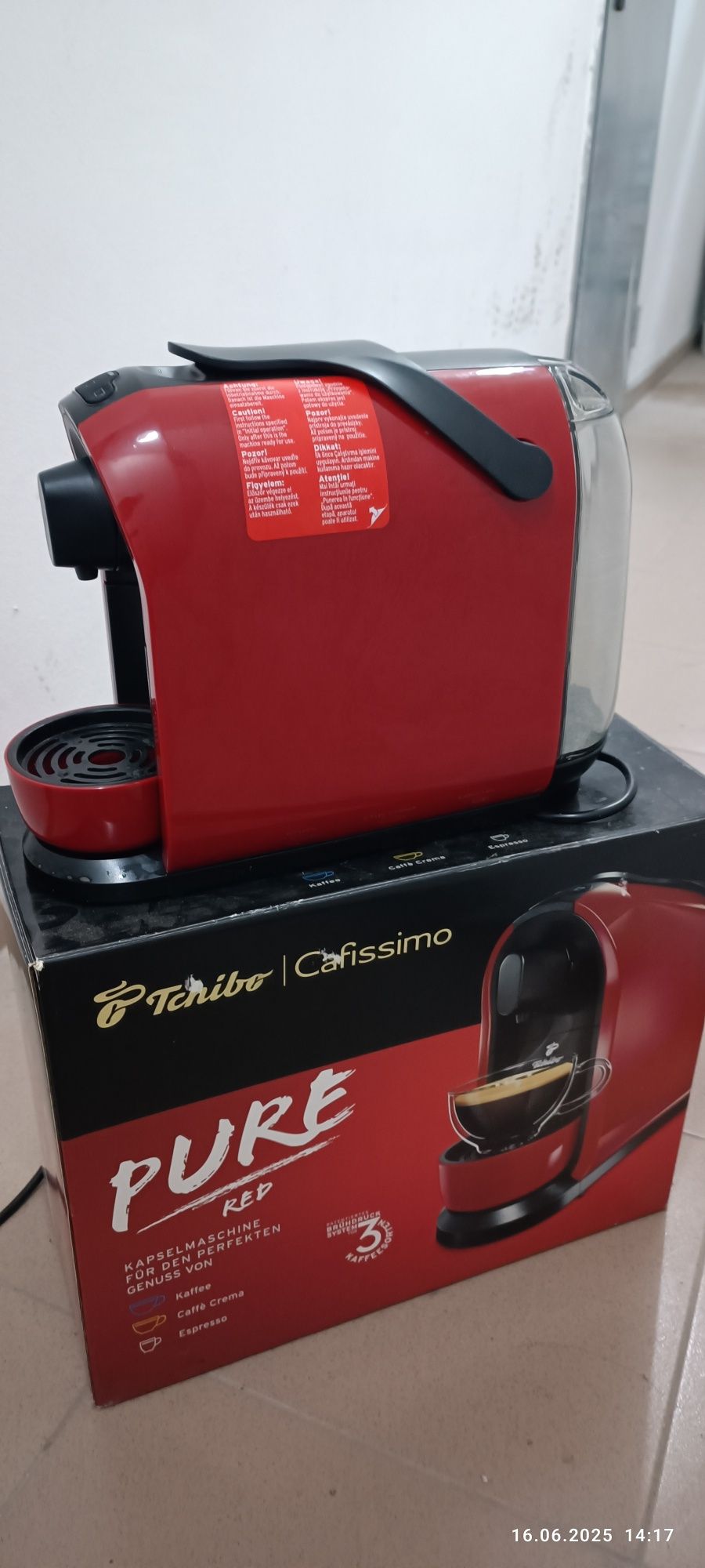 Кафемашина с капсули Tchibo caffisimo