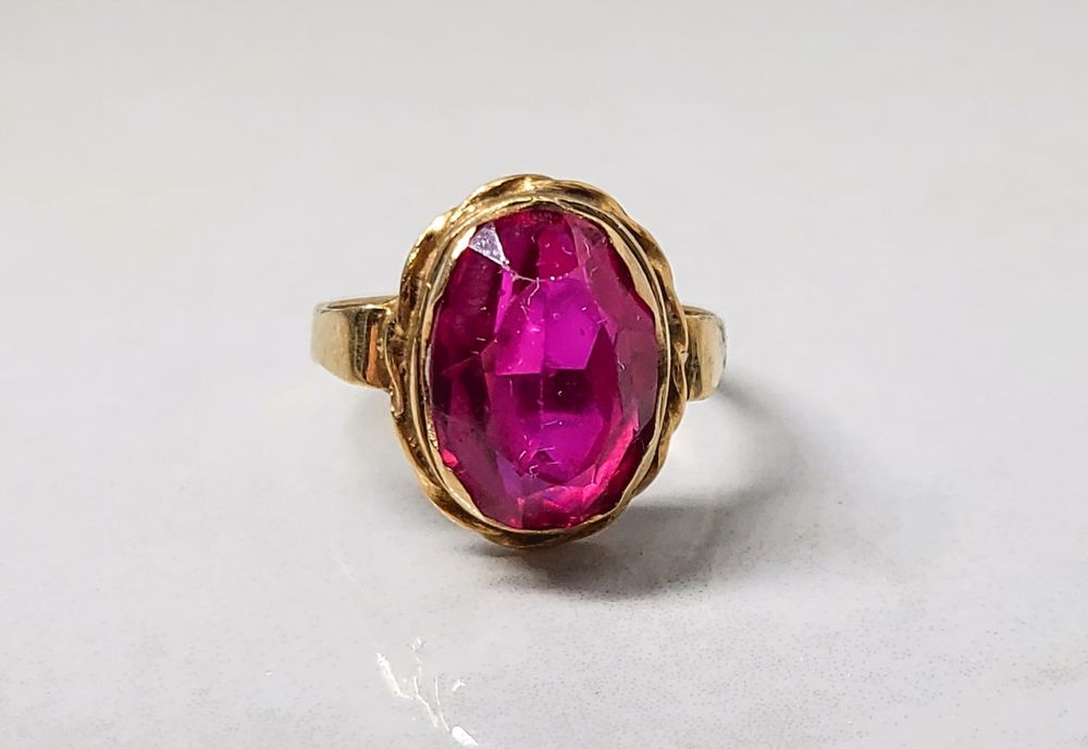 Inel din aur 14K cu rubin – mărimea 55, gramaj 4,91 gr