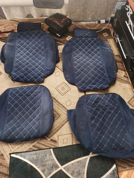 Продам комплект авточехлы