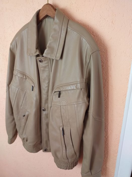 Geaca nouă piele barbati marimea 42 Pelle