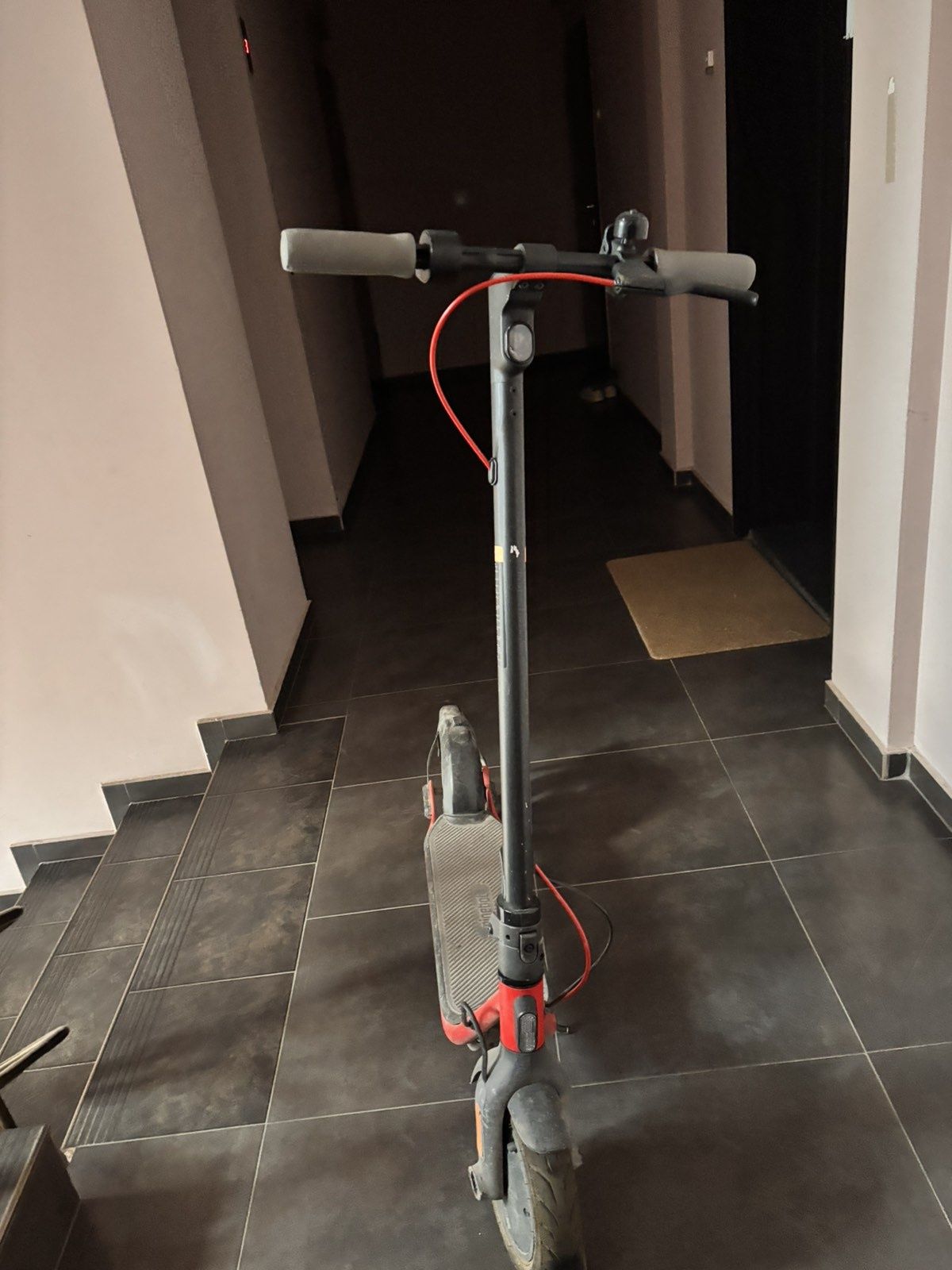 Електрическа тротинетка Segway Ninebot D28E 300W
