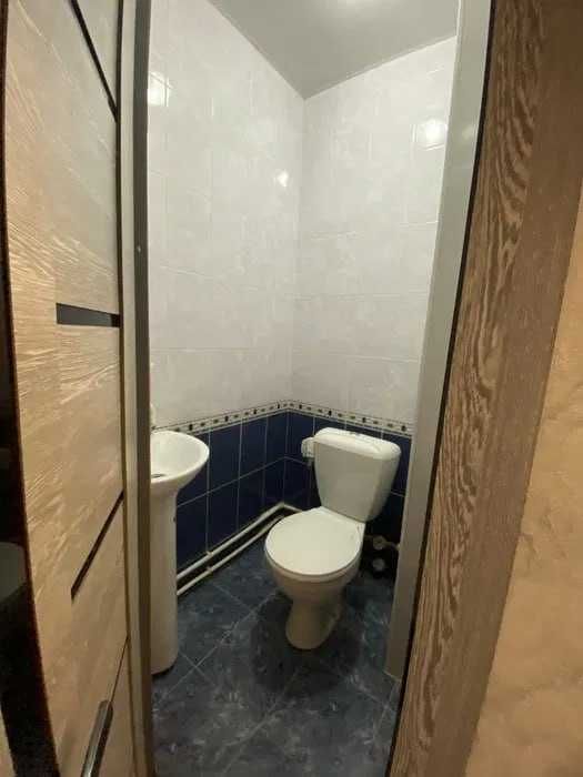 Mirzo Ulugbekda 3 xonali kvartira, 1-liniya, metro yaqin, qulay narxda