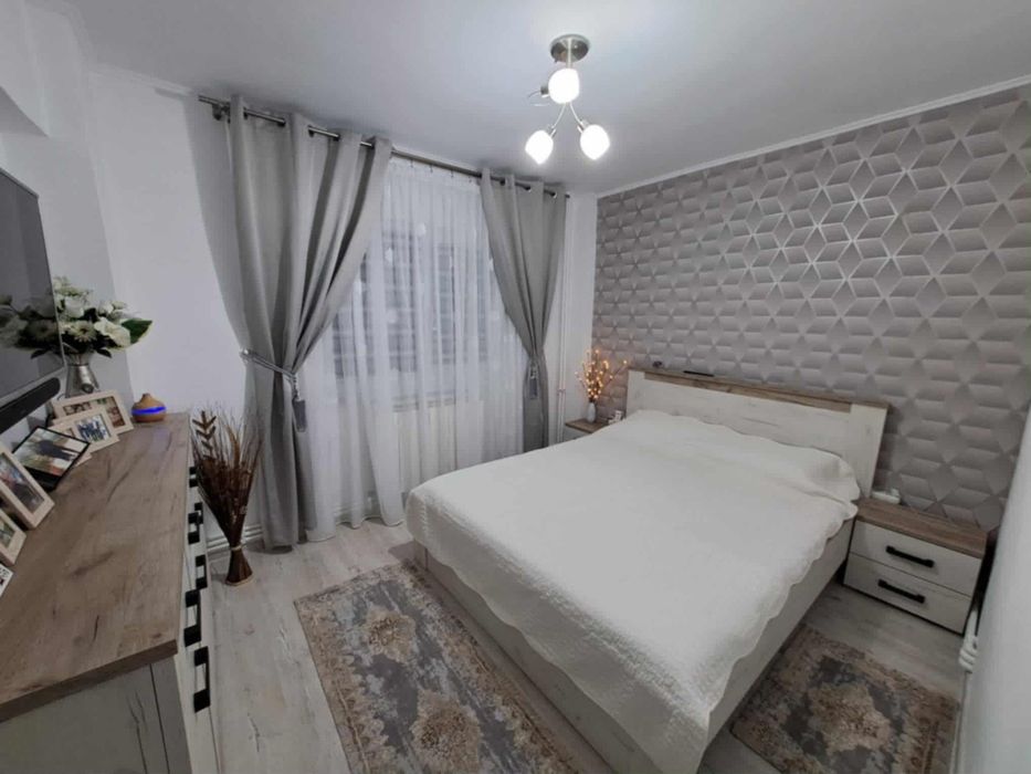 Vând apartament Tulcea
