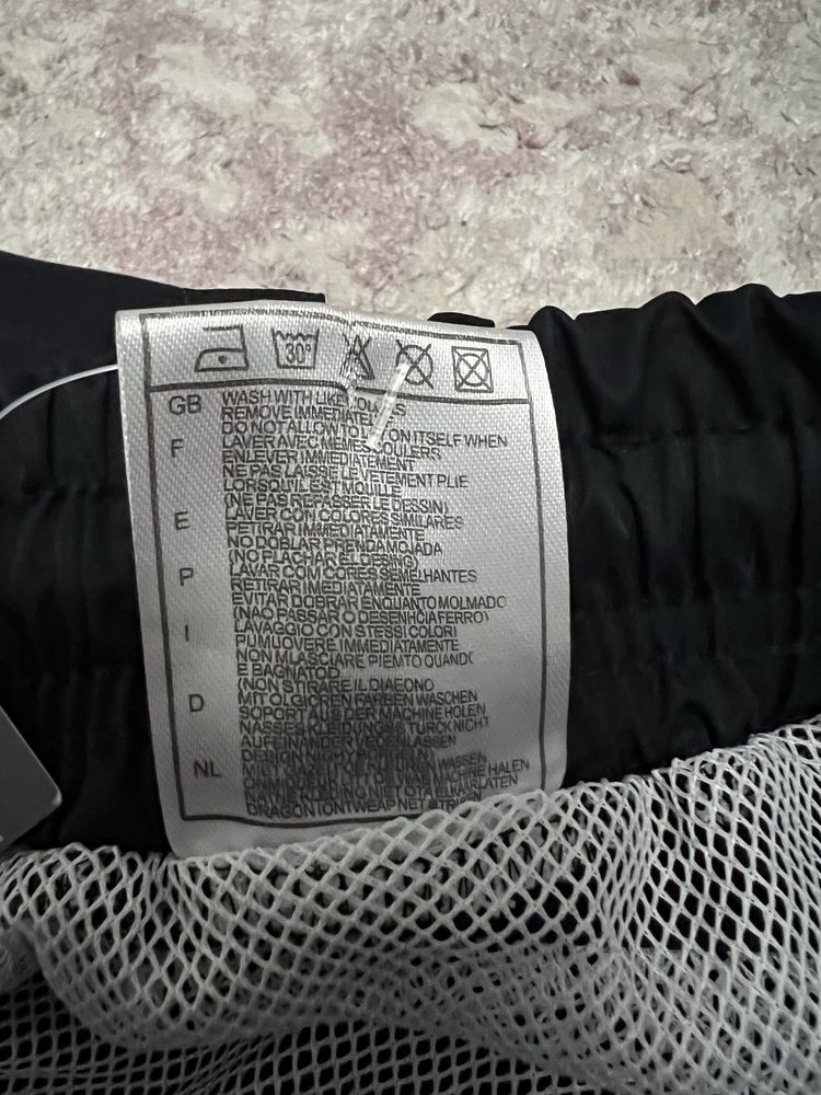 Bermude pantaloni scurti Tommy Hifliger marimea XL