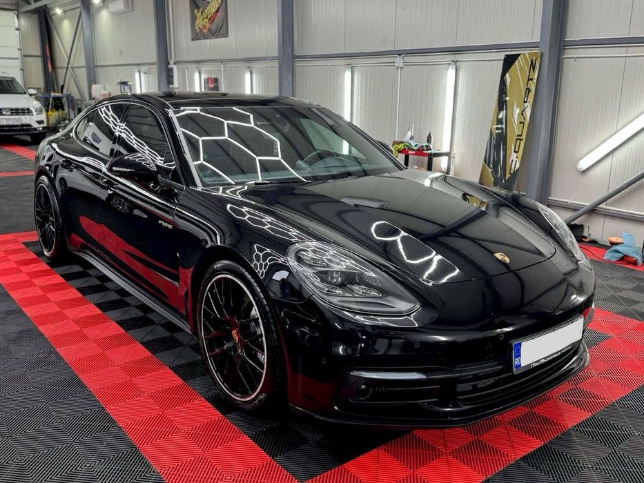 Porsche Panamera 4 E-Hybrid 462 CP An 2019