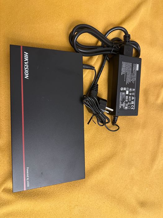 NVR Hikvision camere video