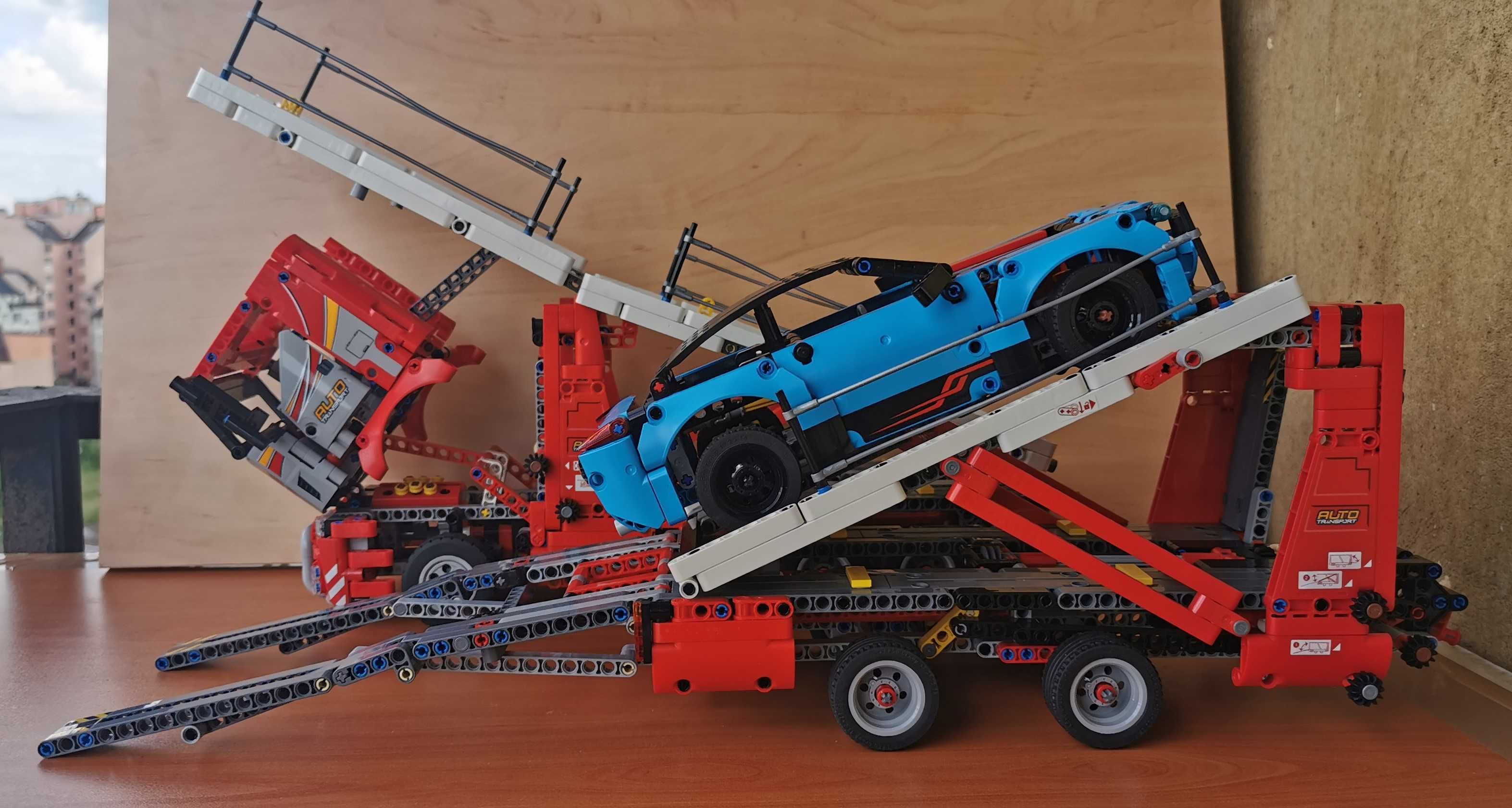 Lego Technic 42098 - Автовоз + 42093 Chevrolet Corvette ZR1