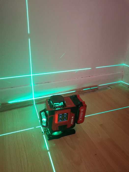 Nivela laser 16 linii 4 D digitala Autonivelare