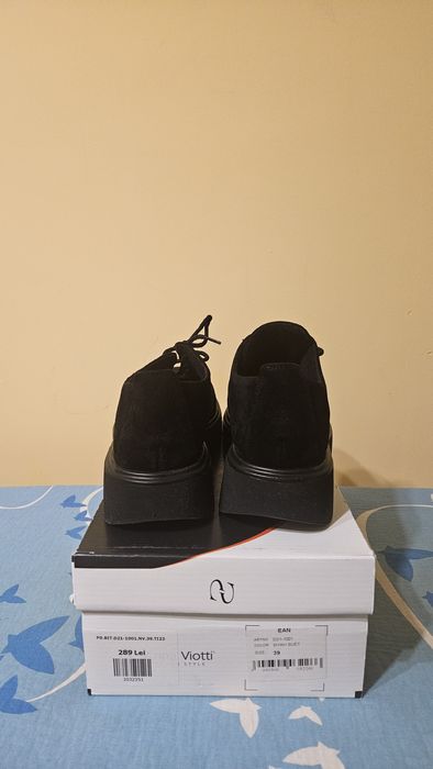 Pantofi negri Anna Viotti
