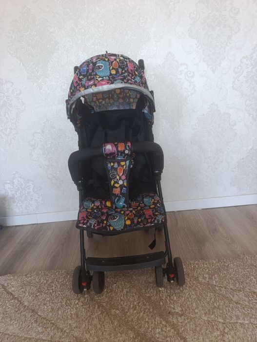 Коляска прогулочная легкая