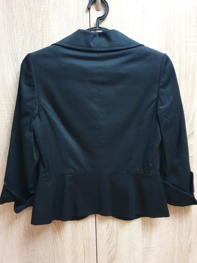 Пиджак черного цвета