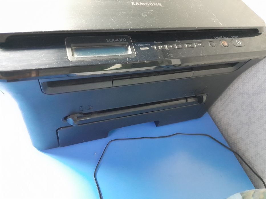 Продам принтер мфу 3 в одном принтер сканер ксерокс. Черно белый.