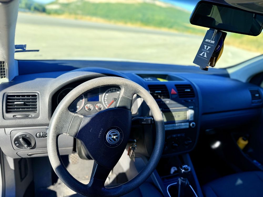 VW Голф V TDİ 1.9