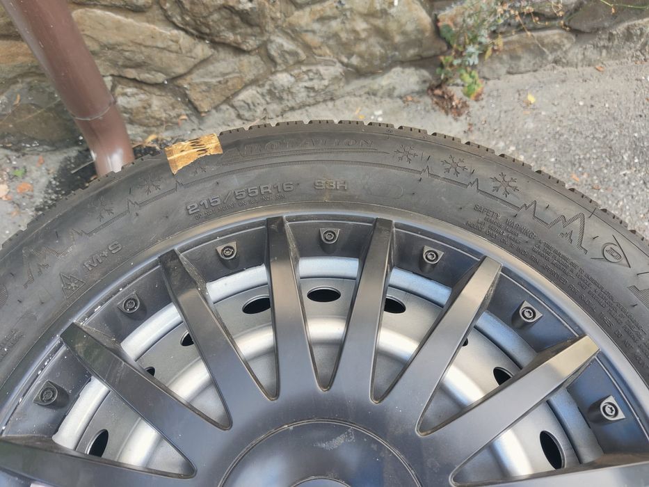Jante R16 5x114.3 + Dunlop Winter Sport 5 215/55 93H M+S
