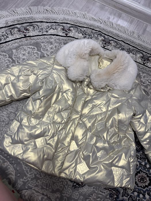 Женские куртки , в отличном состоянии