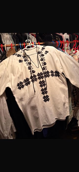 Urgent ! Ultimul preț !  Cămașa IE tradițională nouă