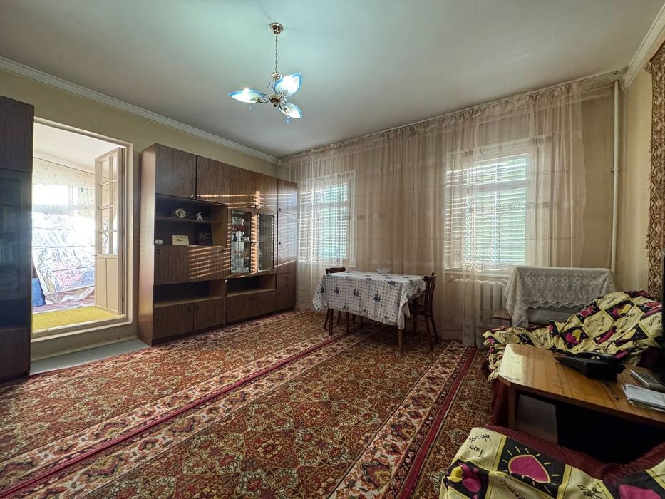 #007 .Срочно продаётся 3 х комнатная квартира . Самарканд Дарвоза