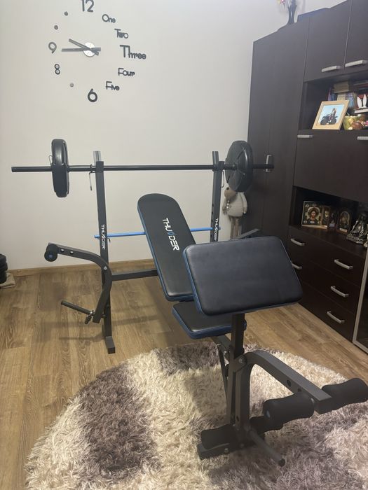 Banca multifunctionala THUNDER cu bara, gantere si accesori complete