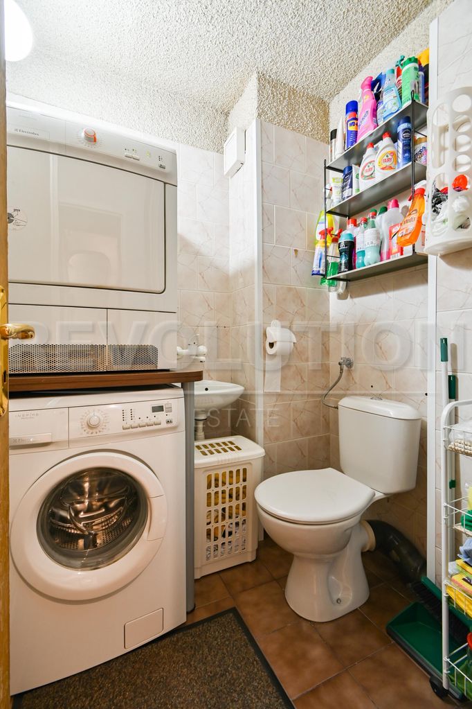 Продава се Тристаен апартамент в София, Овча купел - 110 кв.м за 2400 €/кв.м - Снимка #13