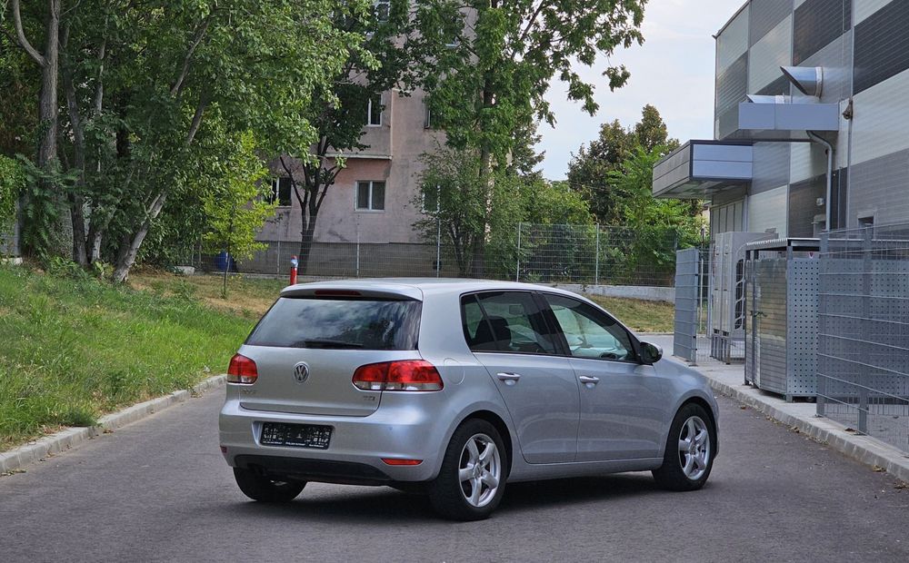 VW Golf 6 1.4TSI Navigatie SenzoriParcare Clima CamerăM Bluethoot